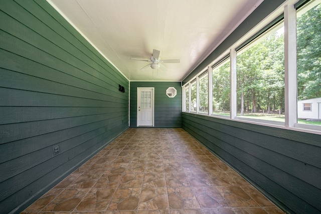 177 Wright Rd, Pine Mountain, GA 31822 - unfurnished sunroom featuring ceiling fan