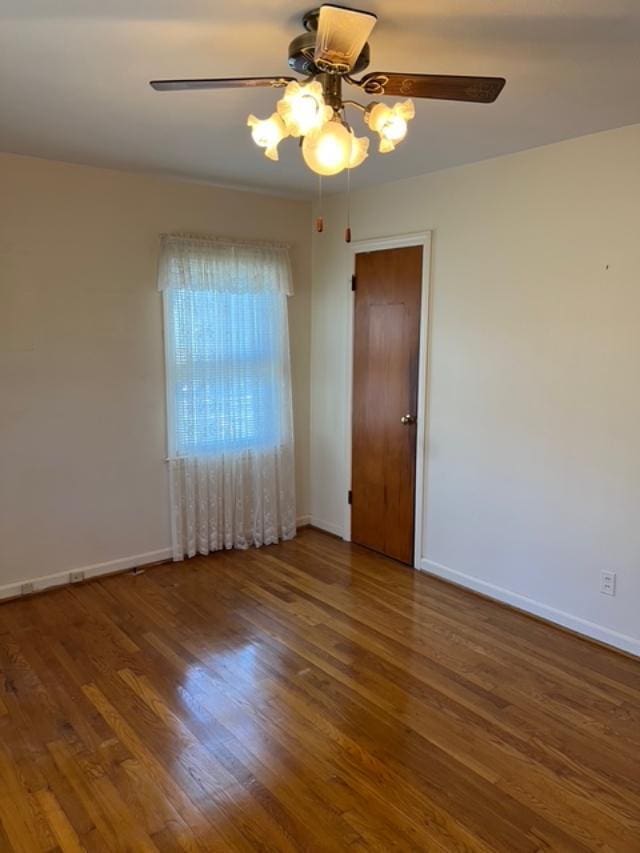 4332 Fay Dr, Columbus, GA 31907 - detailed view of carpet flooring and wood walls