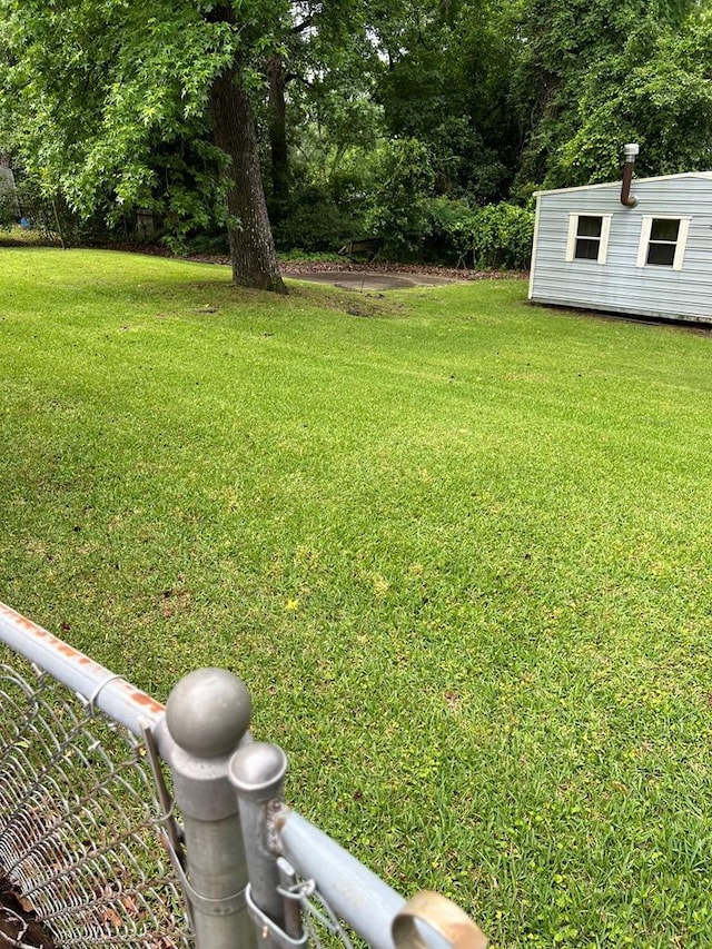 4332 Fay Dr, Columbus, GA 31907 - view of grassy yard featuring an outdoor structure