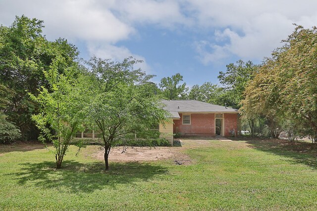 4657 Pate Dr, Columbus, GA 31907 - view of yard