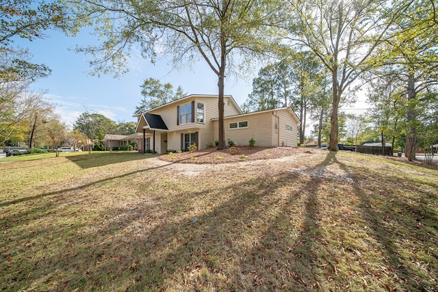 exterior space featuring a lawn