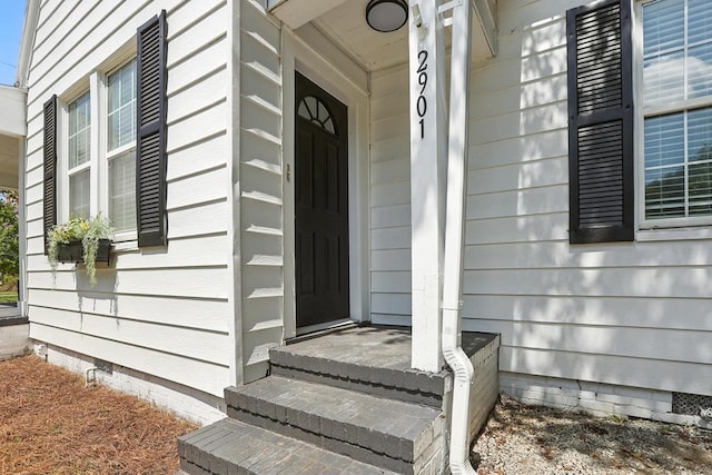 2901 Peabody Ave, Columbus, GA 31904 - doorway to property with crawl space
