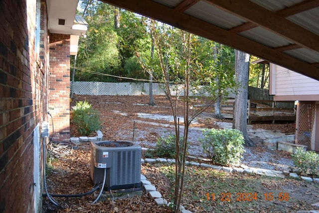 view of yard featuring cooling unit