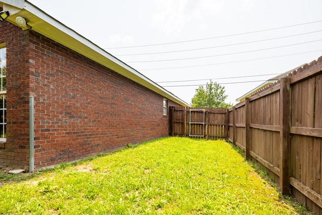 232 Mill Pond Dr, Phenix City, AL 36870 - view of yard
