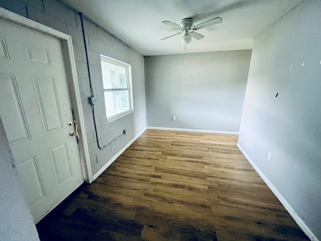 3413 Terminal Ct, Columbus, GA 31906 - empty room with wood finished floors and a ceiling fan