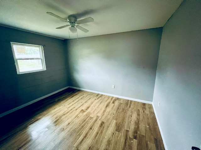 3413 Terminal Ct, Columbus, GA 31906 - unfurnished room with wood finished floors and a ceiling fan