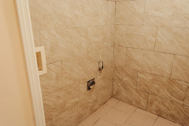 room details with a tile shower