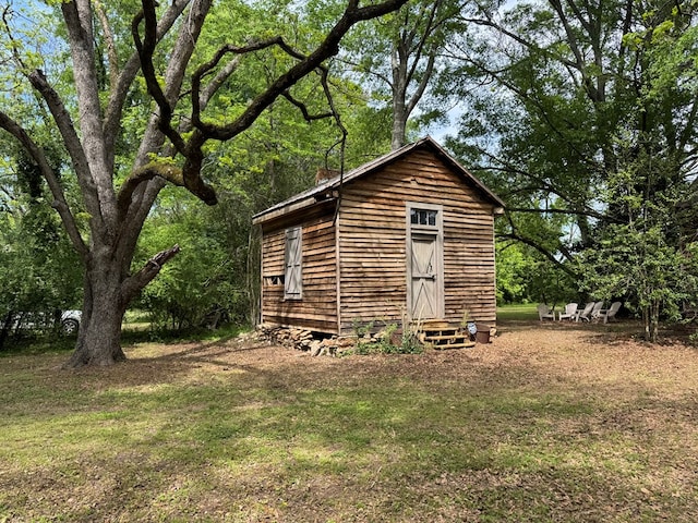 171 Jefferson Ave, Talbotton, GA 31827 - view of outdoor structure featuring an outdoor structure and entry steps