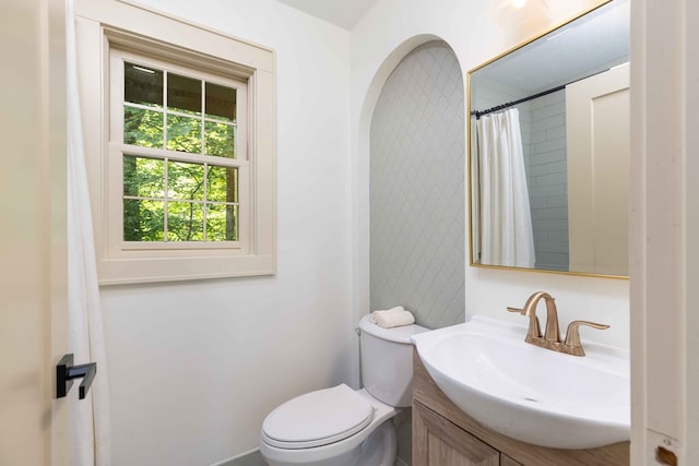 340 Commadore Dr, Hamilton, GA 31811 - bathroom featuring vanity and a shower with curtain
