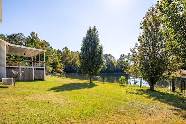 view of yard with a water view