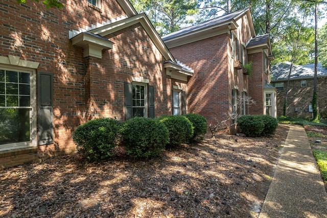 767 River Oaks Ct, Columbus, GA 31904 - view of side of home with brick siding