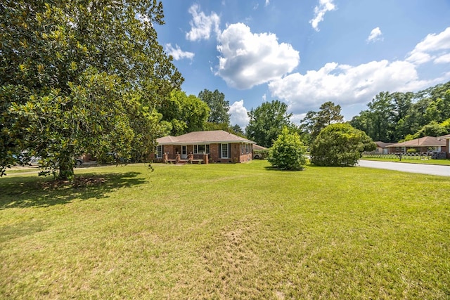 3824 Forrest Rd, Columbus, GA 31907 - view of grassy yard
