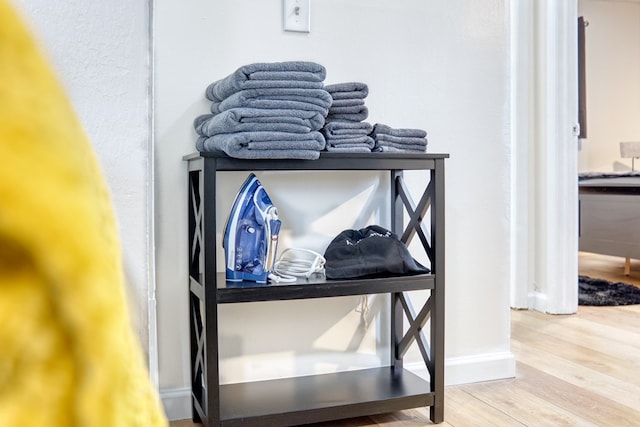 room details featuring hardwood / wood-style floors