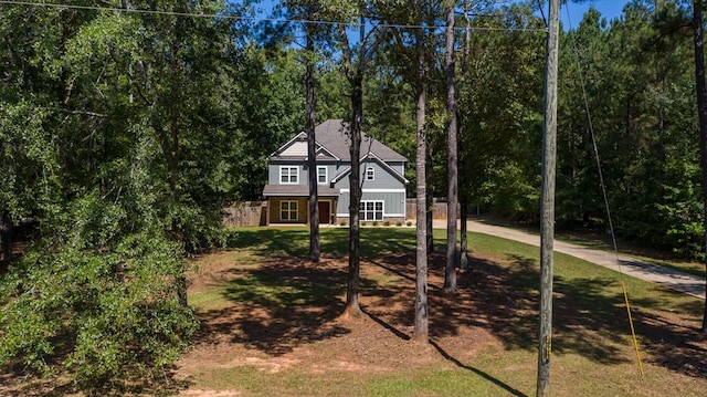 view of front of property with a front lawn