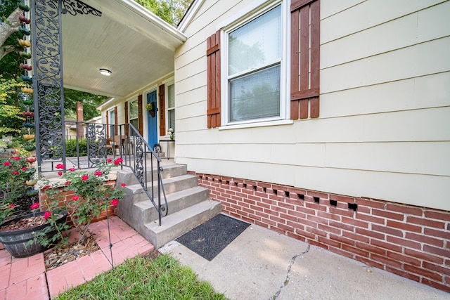 1729 41st St, Columbus, GA 31904 - entrance to property featuring a porch