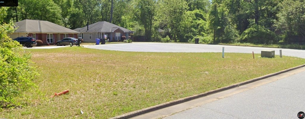 5300 Kingsberry Ln, Columbus, GA 31907