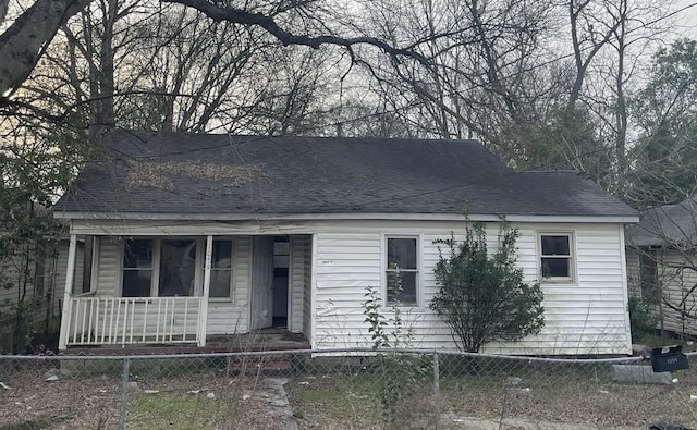 bungalow-style home featuring covered porch