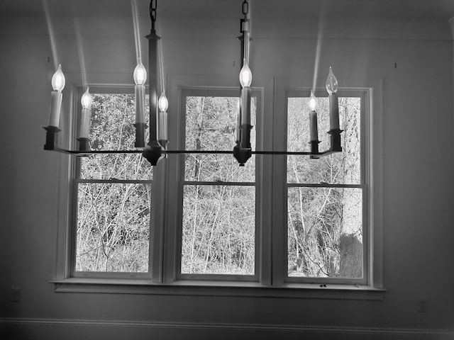 906 NE Winall Down Rd, Atlanta, GA 30319 - detailed view