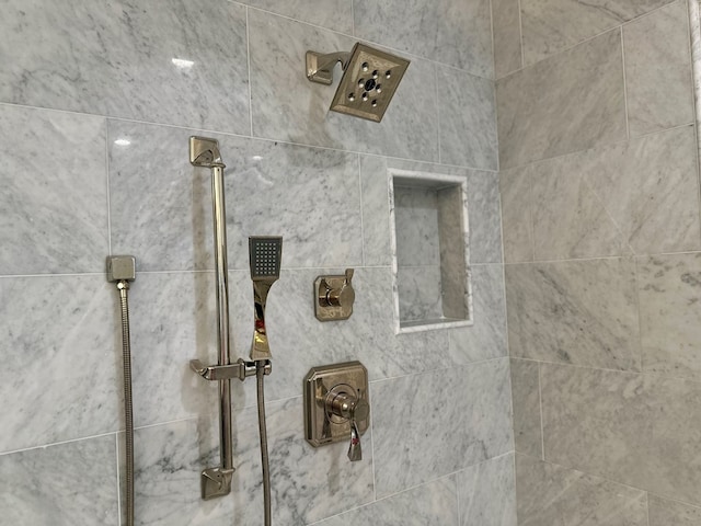 906 NE Winall Down Rd, Atlanta, GA 30319 - detailed view of tiled shower