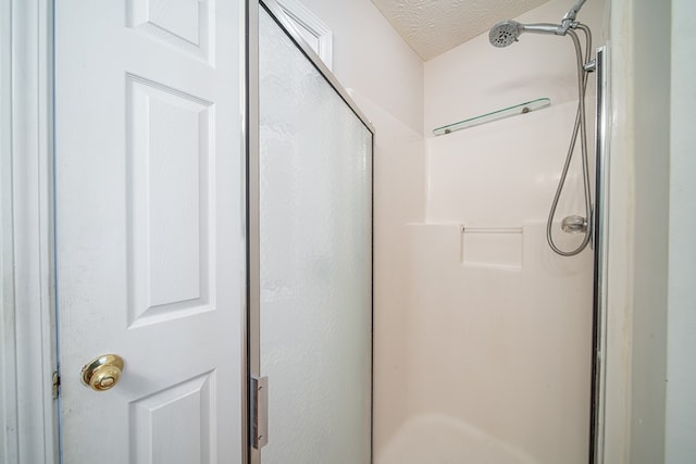 4021 Shade Valley Dr, Columbus, GA 31909 - full bath with a stall shower