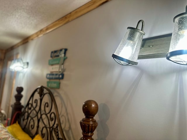 283 Roberts Rd, Hahira, GA 31632 - detailed view of a textured ceiling