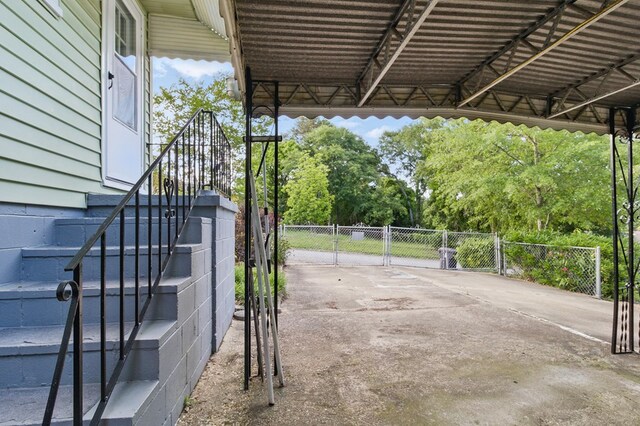 2608 5th Ave, Phenix City, AL 36867 - view of patio / terrace with a gate