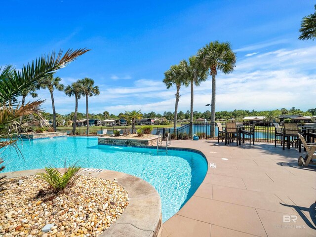 525 Portofino Loop, Foley, AL 36535