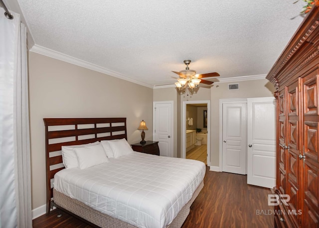 22984 Perdido Beach Blvd Unit A23, Orange Beach, AL 36561 - bedroom with dark wood-style floors, crown molding, a textured ceiling, baseboards, and a ceiling fan