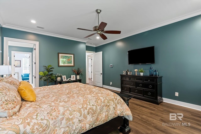 3250 Riviere Du Chien Rd, Mobile, AL 36693 - bedroom with baseboards, wood finished floors, ornamental molding, recessed lighting, and ceiling fan