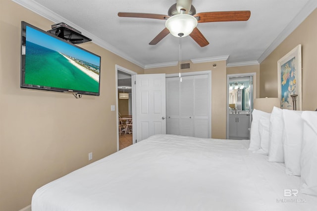 24132 Perdido Beach Blvd Unit 1063, Orange Beach, AL 36561 - bedroom featuring ceiling fan, ensuite bathroom, visible vents, and ornamental molding
