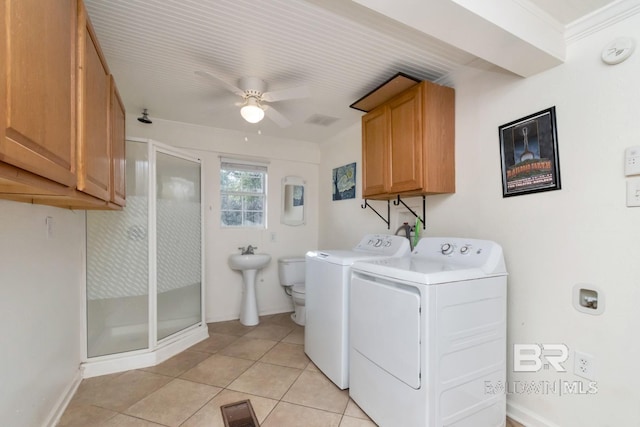 laundry area with light tile patterned floors, laundry area, visible vents, a ceiling fan, and washing machine and clothes dryer