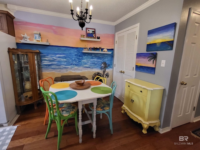 2200 W 2nd St Unit B-106, Gulf Shores, AL 36542 - dining area with wood finished floors, crown molding, a textured ceiling, and a chandelier