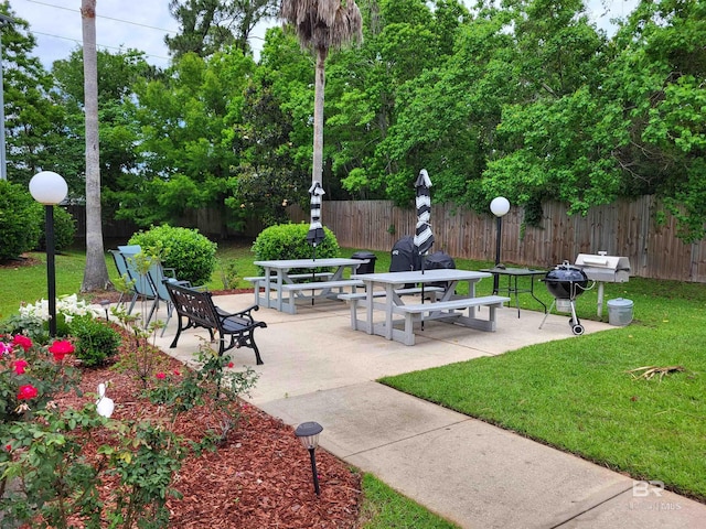 2200 W 2nd St Unit B-106, Gulf Shores, AL 36542 - view of property's community featuring a patio