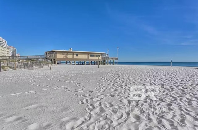 401 E Beach Blvd Unit 1804, Gulf Shores, AL 36542 - view of home's community with a water view