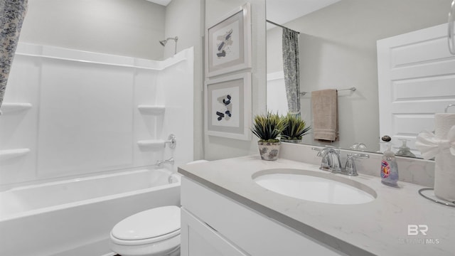 11529 Thistledown Loop, Spanish Fort, AL 36527 - full bath with toilet, vanity, and bathing tub / shower combination