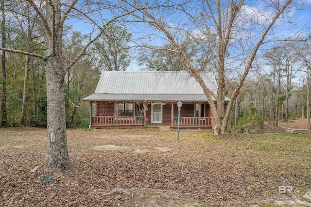 view of front of house featuring covered porch