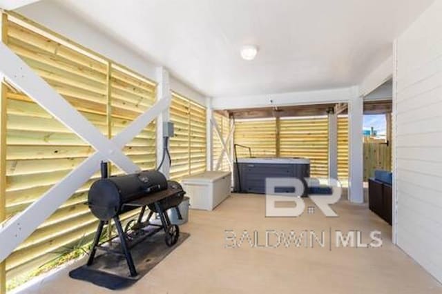1492 Shell Ln, Gulf Shores, AL 36542 - sunroom featuring a hot tub