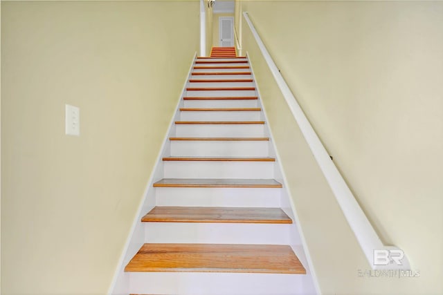 1328 W Lagoon Ave, Gulf Shores, AL 36542 - view of stairs