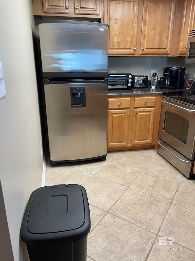 kitchen featuring stainless steel appliances