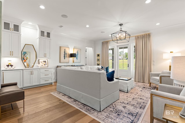 452 Colony Dr, Fairhope, AL 36532 - living area with a chandelier, light wood-style floors, visible vents, and recessed lighting