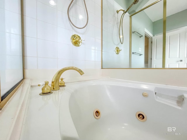 2210 W Beach Blvd, Gulf Shores, AL 36542 - bathroom featuring a jetted tub