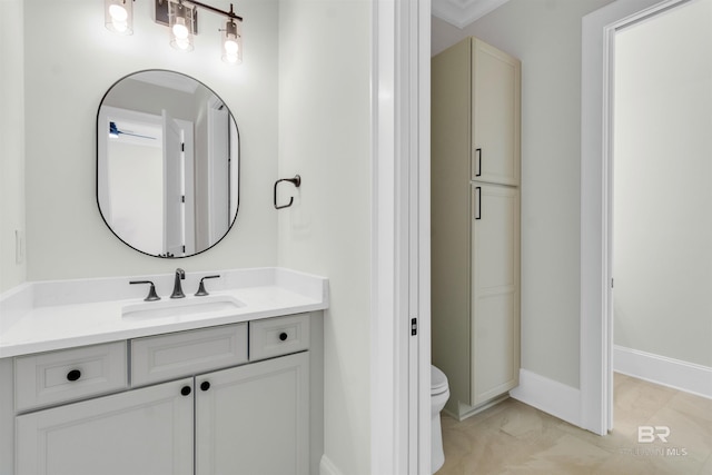 926 Inlet Cir, Gulf Shores, AL 36542 - bathroom with vanity and toilet