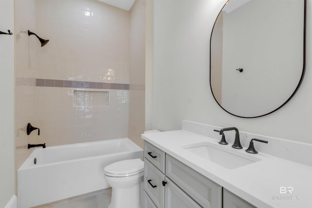 926 Inlet Cir, Gulf Shores, AL 36542 - full bath featuring vanity and  shower combination