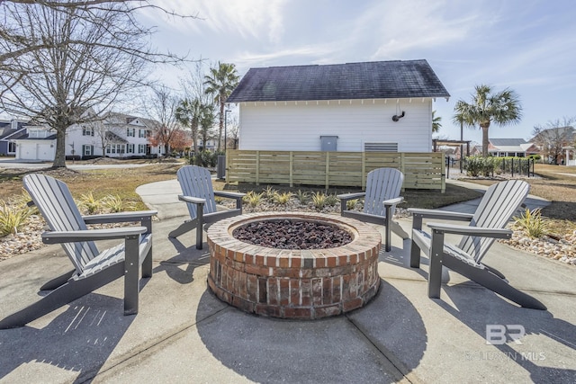 view of patio featuring an outdoor fire pit