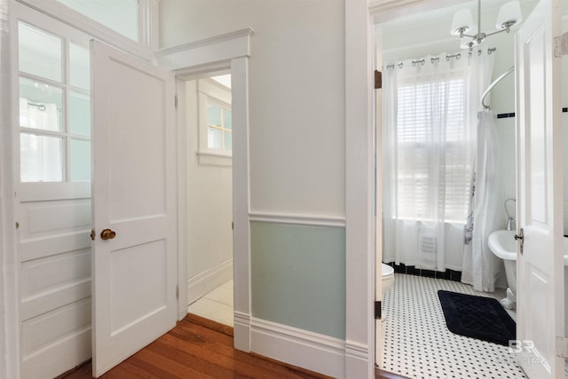 1206 Palmetto St, Mobile, AL 36604 - full bathroom with toilet, healthy amount of natural light, and a shower with curtain