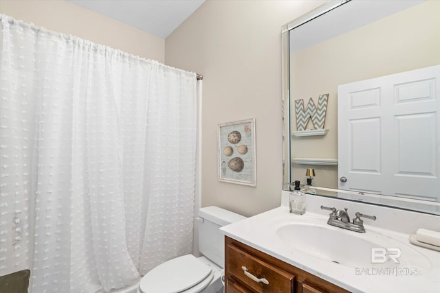 999 Weatherby St, Saraland, AL 36571 - bathroom with toilet, vanity, and a shower with shower curtain
