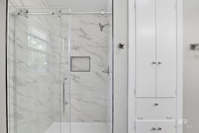 300 Indian Creek Dr, Mobile, AL 36607 - bathroom with a marble finish shower