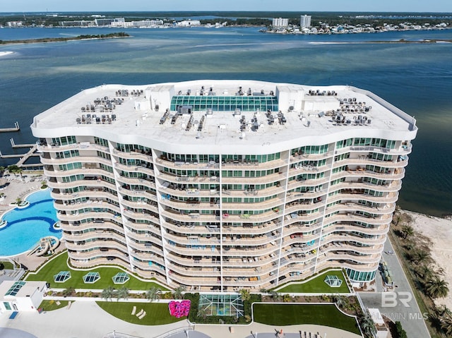 bird's eye view featuring a water view