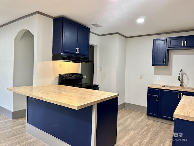 kitchen featuring butcher block countertops, blue cabinets, sink, and black electric range