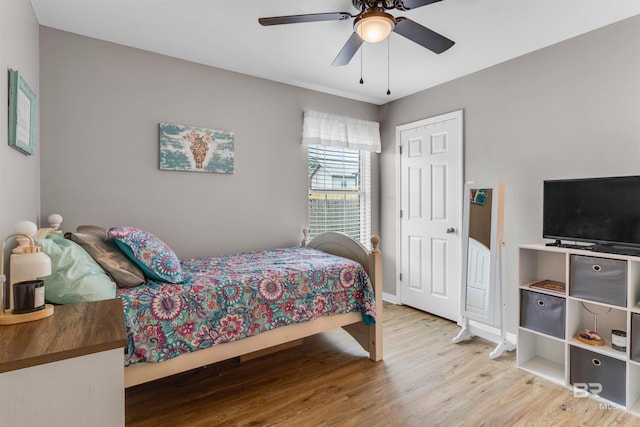 25697 Overlook Dr, Loxley, AL 36551 - bedroom with wood finished floors and a ceiling fan
